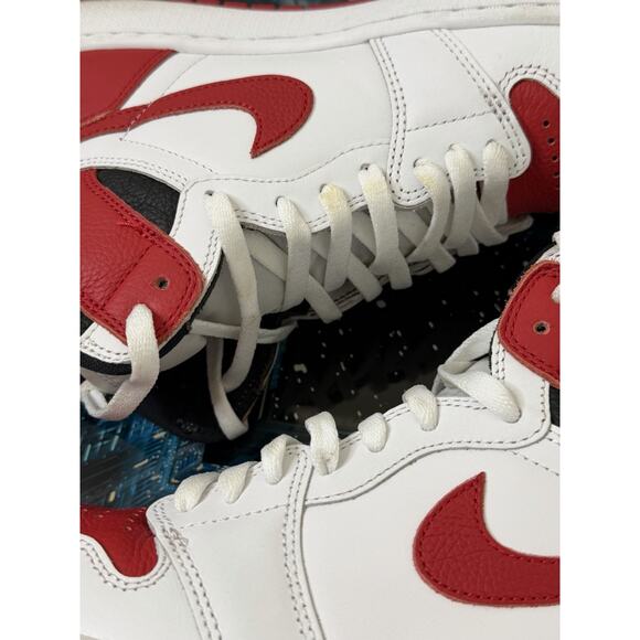 Nike Air Jordan 1 Retro High OG Chicago White Red Black Size 10 555088-161 - Picture 3 of 11